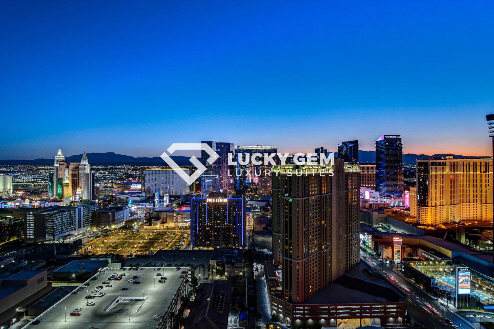 Lucky Gem Penthouse & Luxury Suites At Signature Resort, Balcony Strip View 3505 Las Vegas Extérieur photo