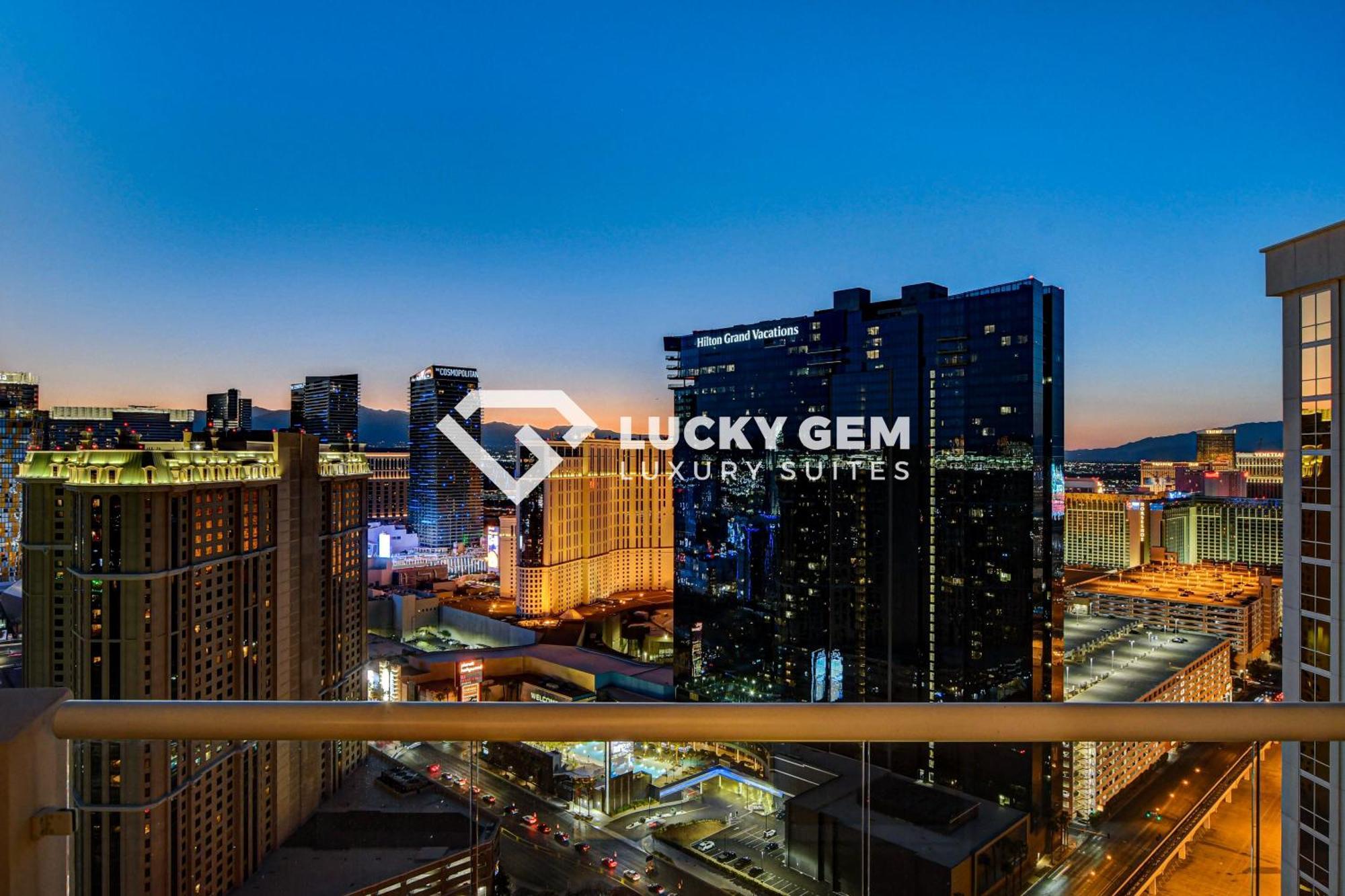 Lucky Gem Penthouse & Luxury Suites At Signature Resort, Balcony Strip View 3505 Las Vegas Extérieur photo