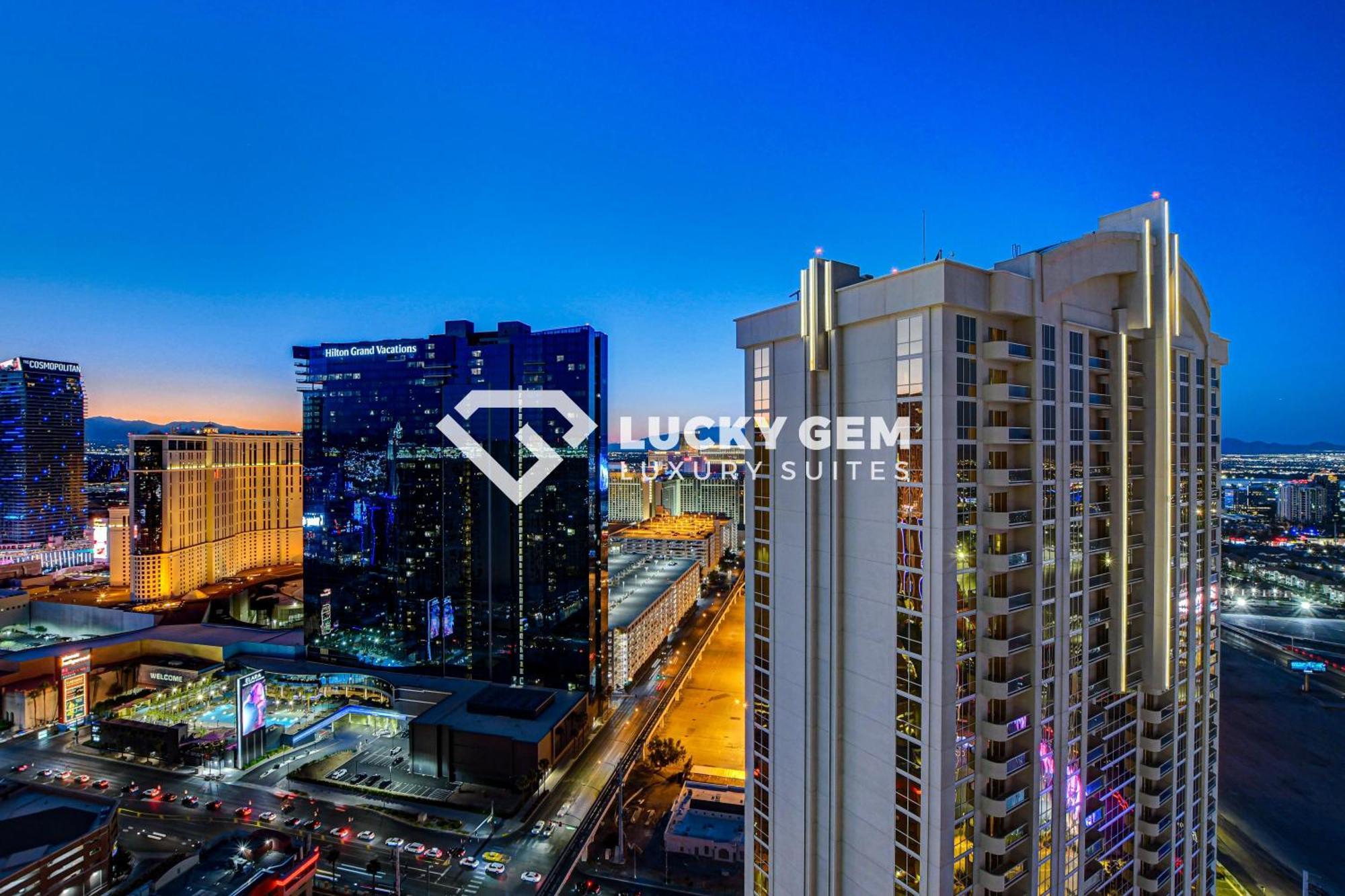 Lucky Gem Penthouse & Luxury Suites At Signature Resort, Balcony Strip View 3505 Las Vegas Extérieur photo