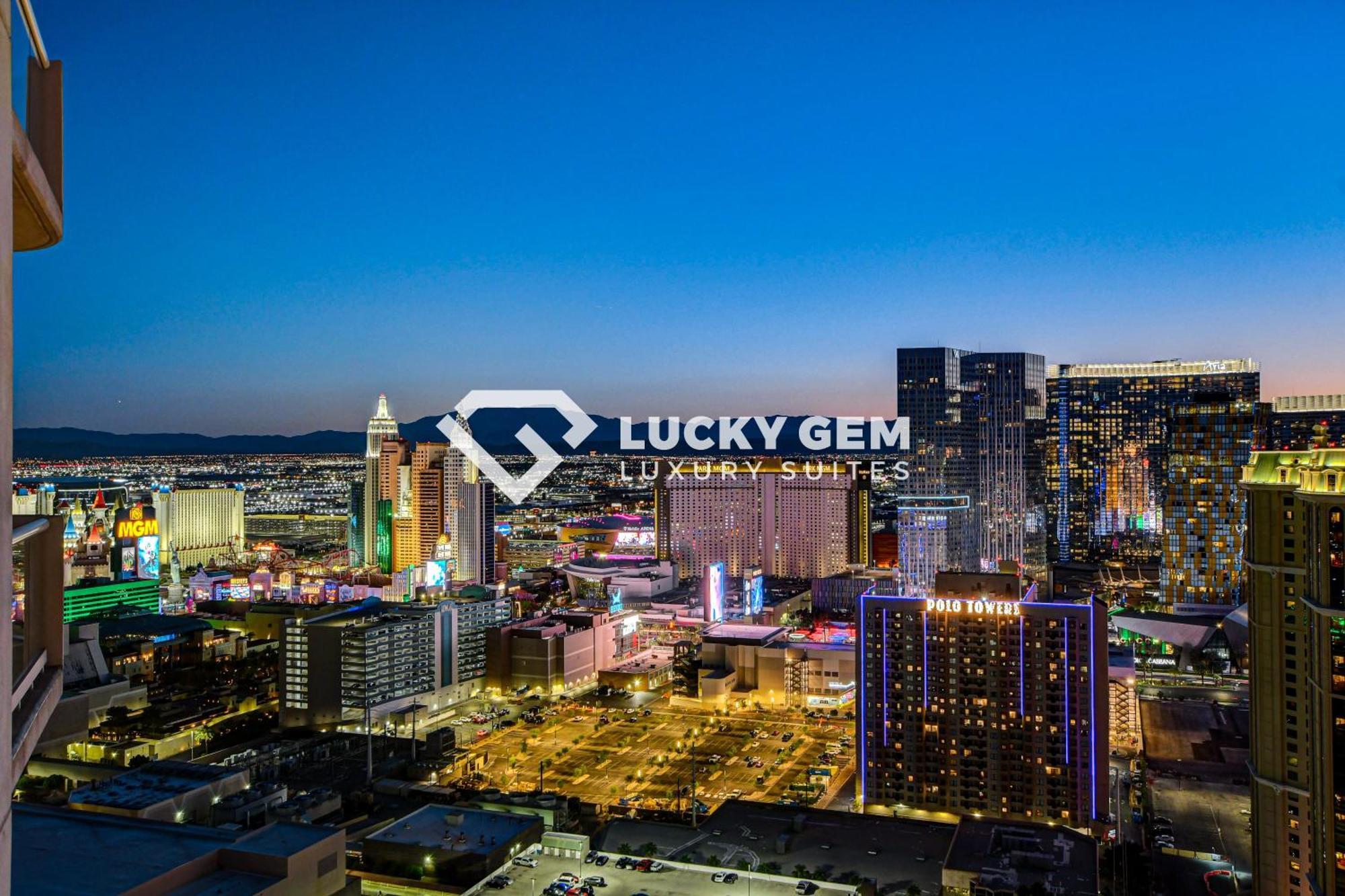 Lucky Gem Penthouse & Luxury Suites At Signature Resort, Balcony Strip View 3505 Las Vegas Extérieur photo